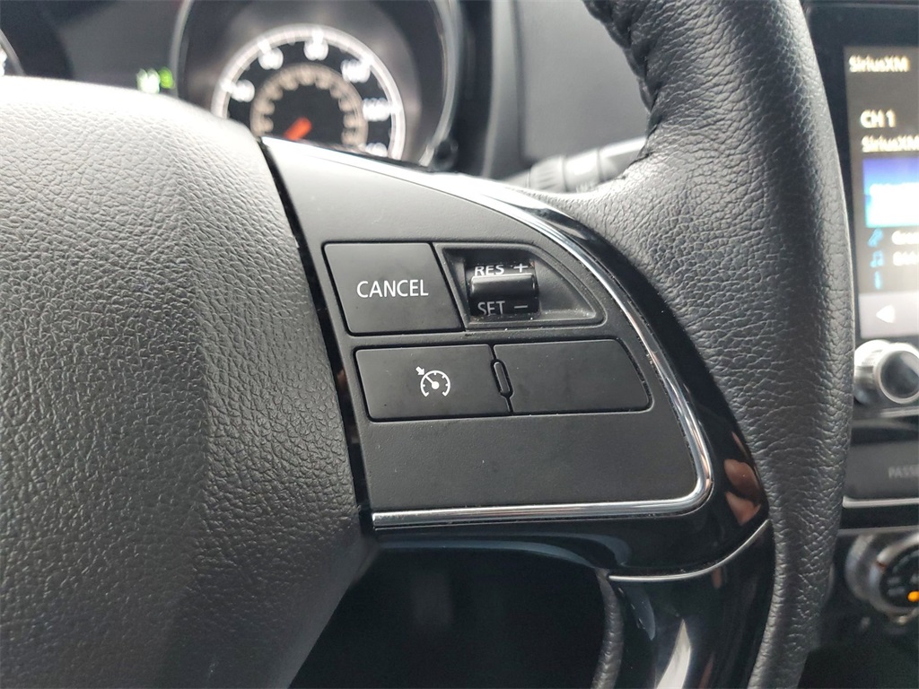 Vehicle image 26 of 31