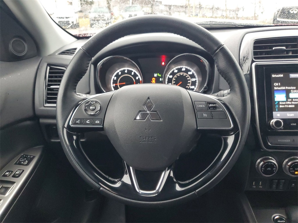 Vehicle image 16 of 31