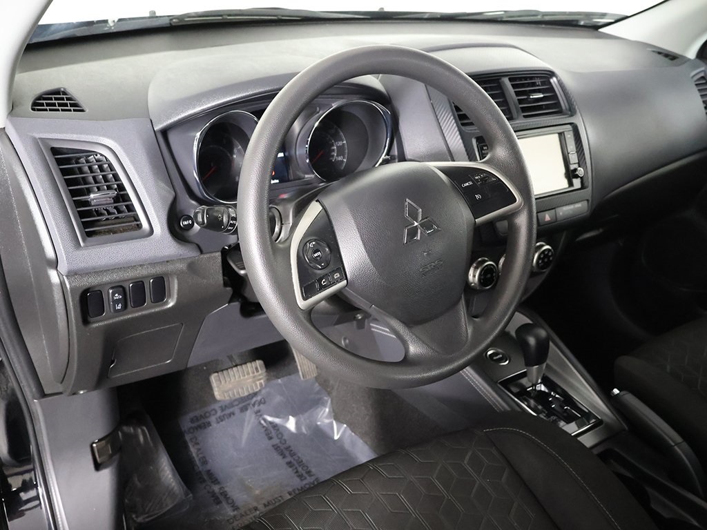 Vehicle image 24 of 49