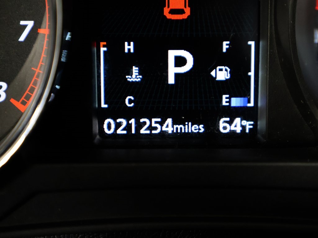 Vehicle image 35 of 49