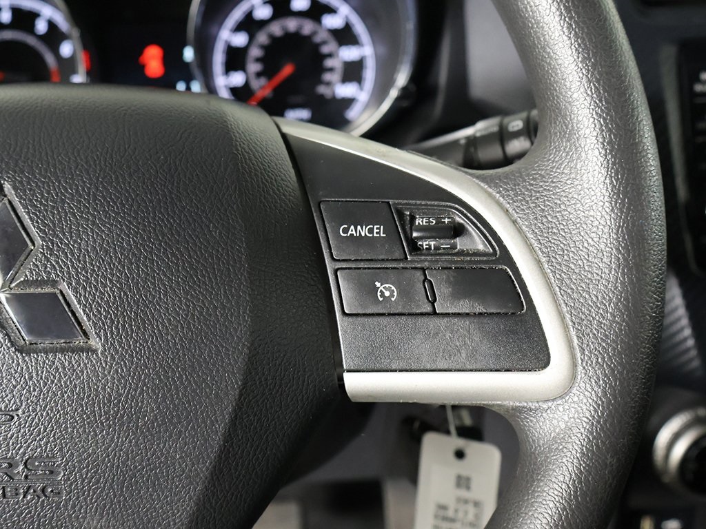Vehicle image 37 of 49