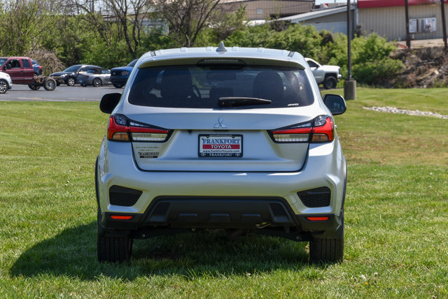 Vehicle image 7 of 35