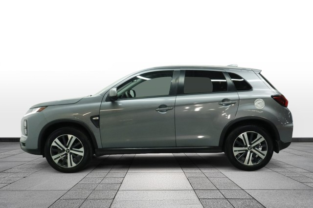 2023 Mitsubishi Outlander Sport ES Image 3 of 33