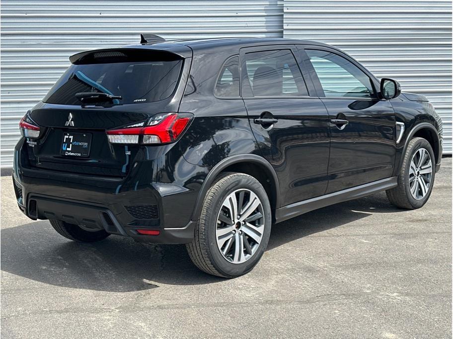 Vehicle image 6 of 25
