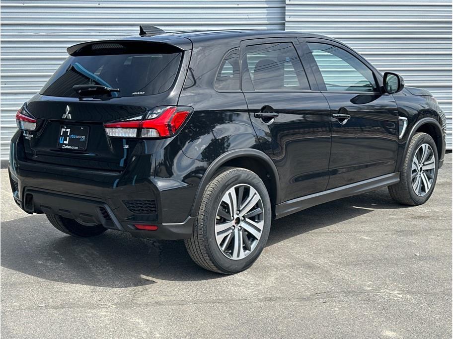 Vehicle image 7 of 25