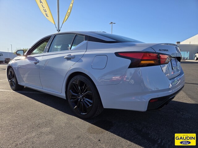 2023 Nissan Altima 2.5 SR Image 7 of 25