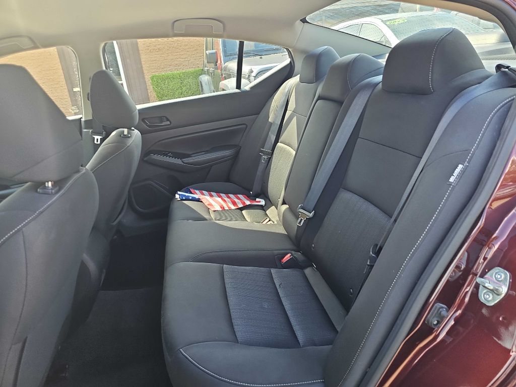 Vehicle image 14 of 36