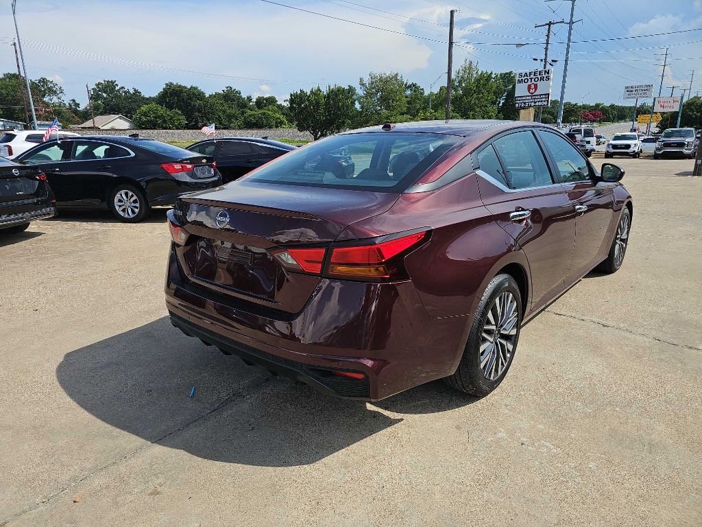 Vehicle image 5 of 36