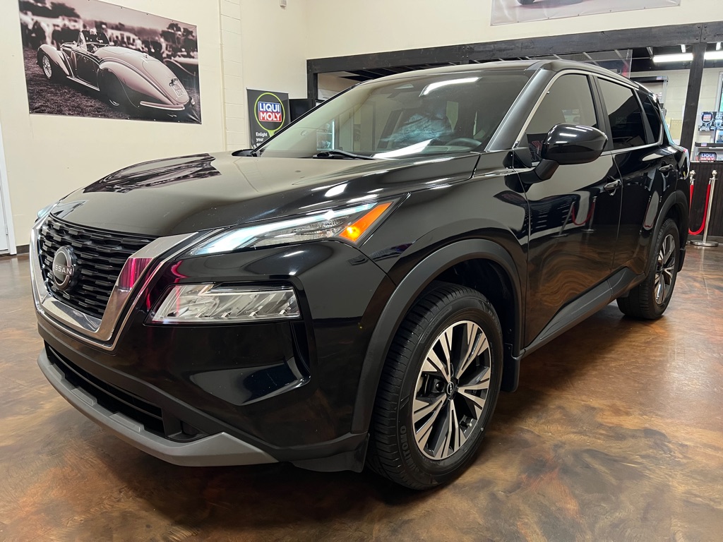 2023 Nissan Rogue SV Image 1 of 47