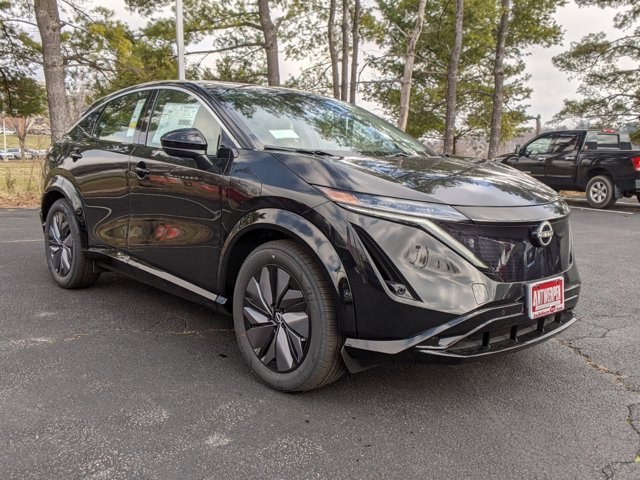 Vehicle image 4 of 31