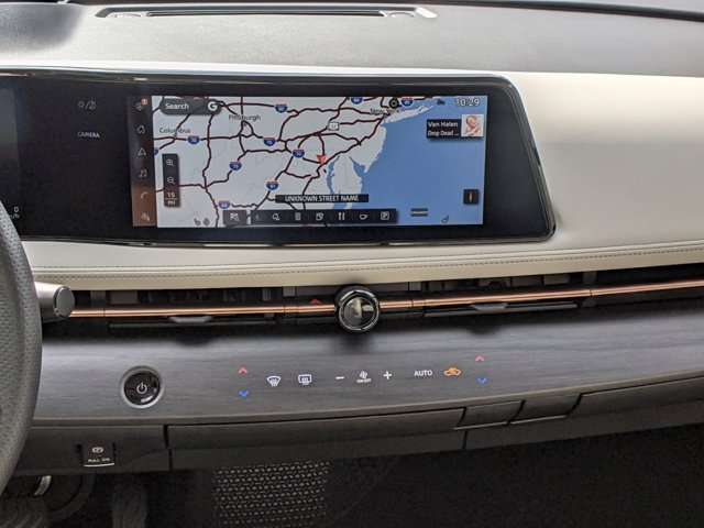 Vehicle image 18 of 31