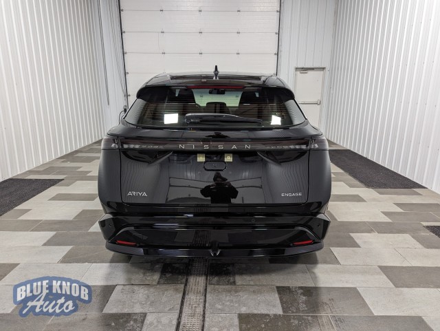 Vehicle image 6 of 26