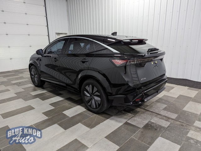 Vehicle image 5 of 26