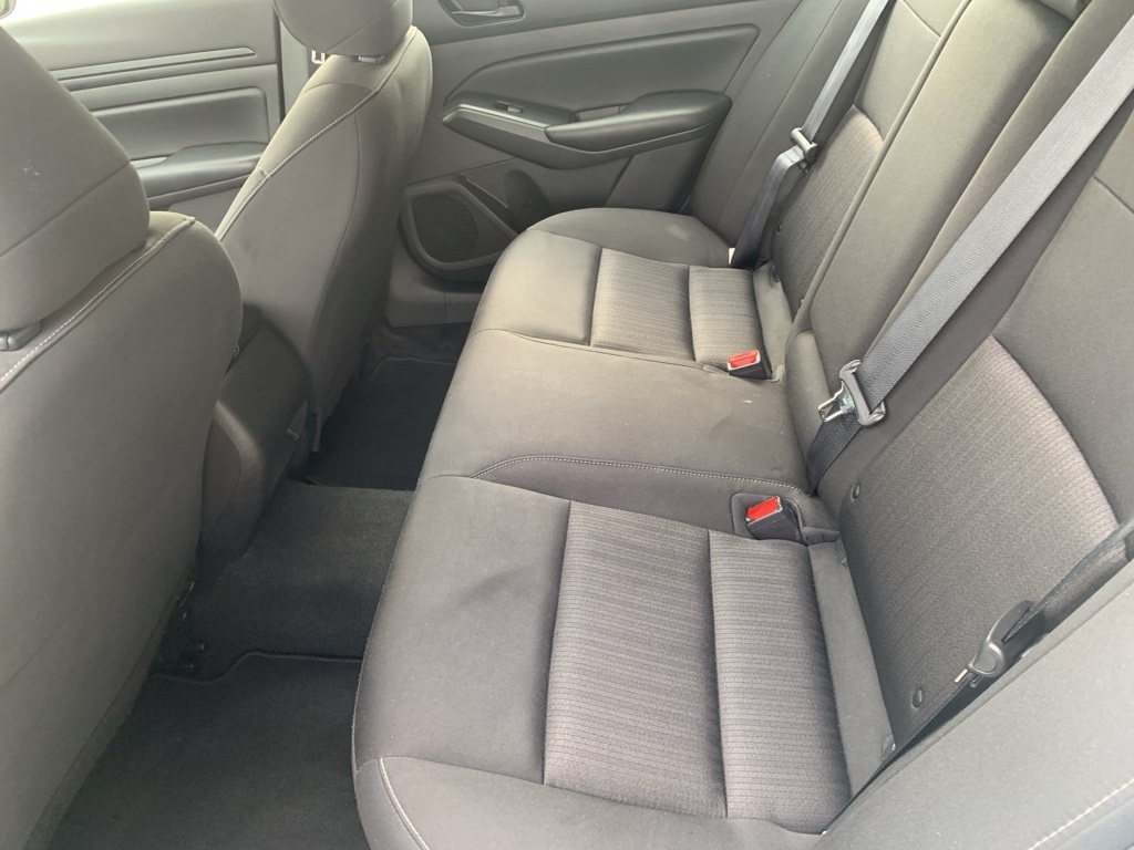 Vehicle image 16 of 37