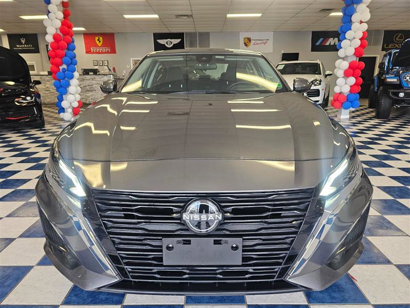 Vehicle image 1 of 27