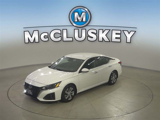 2023 Nissan Altima 2.5 S Image 1 of 40