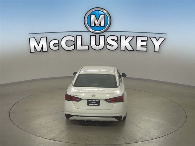 2023 Nissan Altima 2.5 S Image 13 of 40