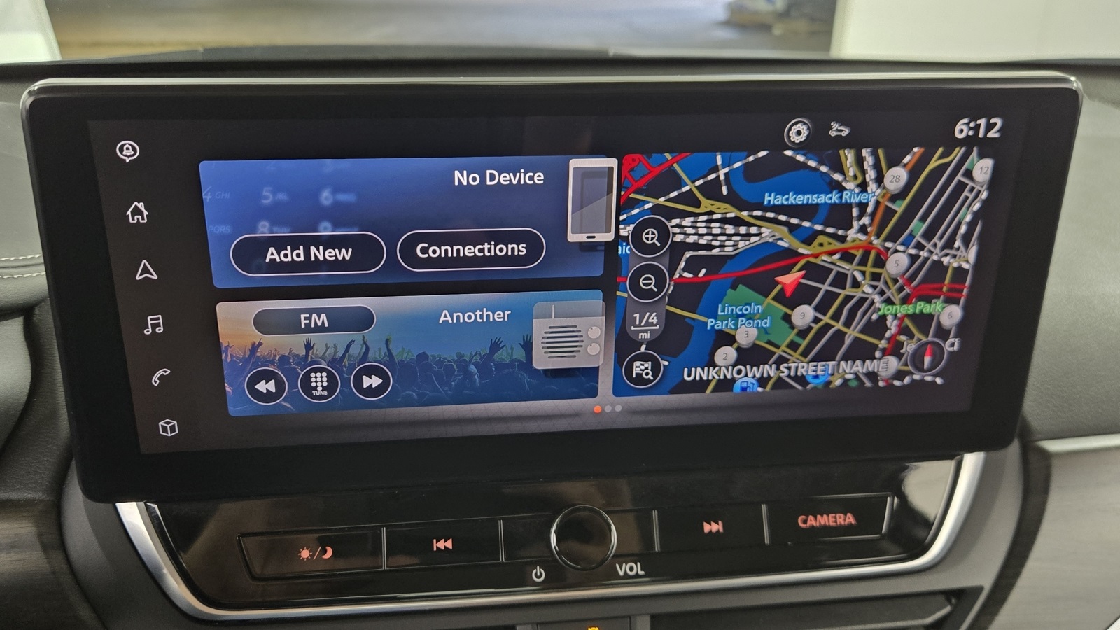 2023 Nissan Altima 2.5 SL Image 21 of 36