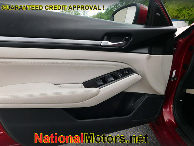 Vehicle image 7 of 16