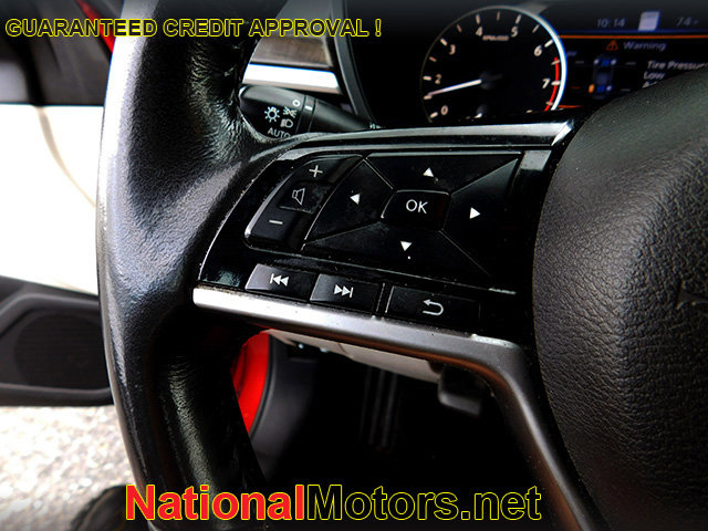 Vehicle image 12 of 16
