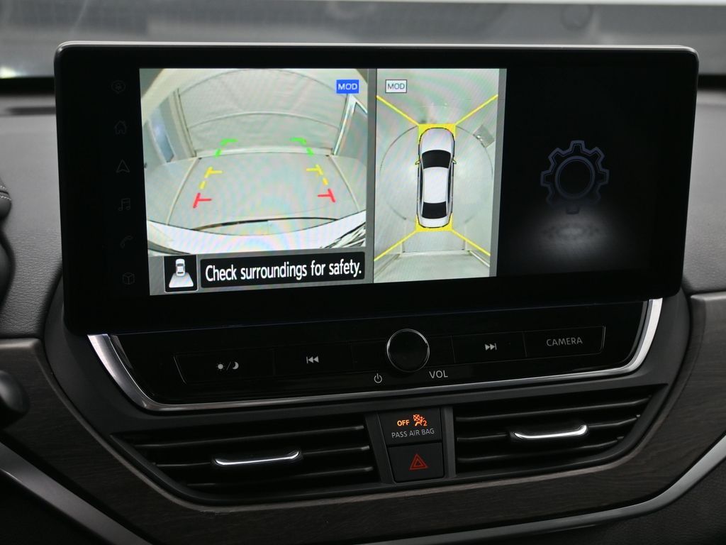 Vehicle image 42 of 53