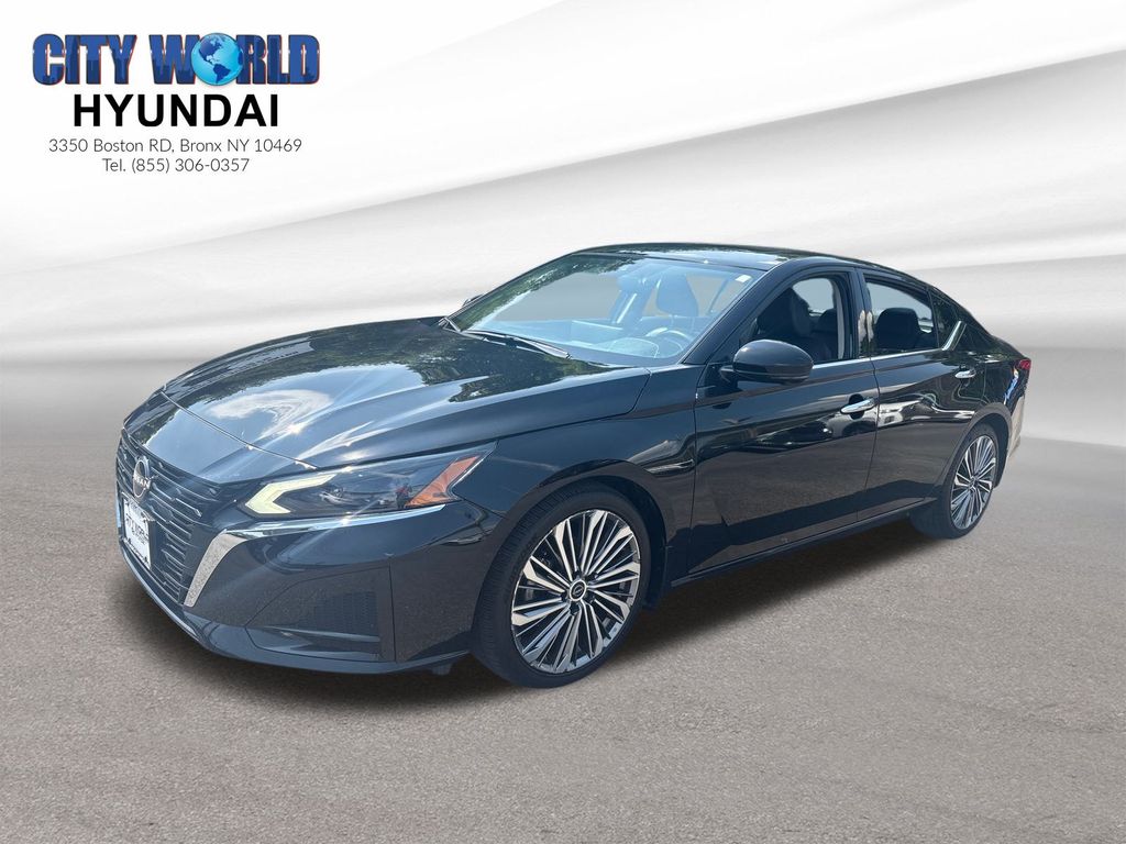 Vehicle image 1 of 30