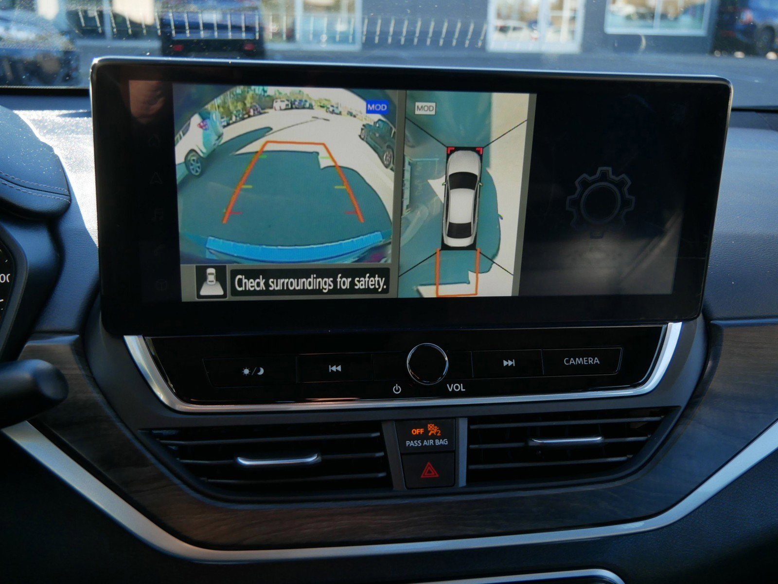 2023 Nissan Altima 2.5 SL Image 18 of 31