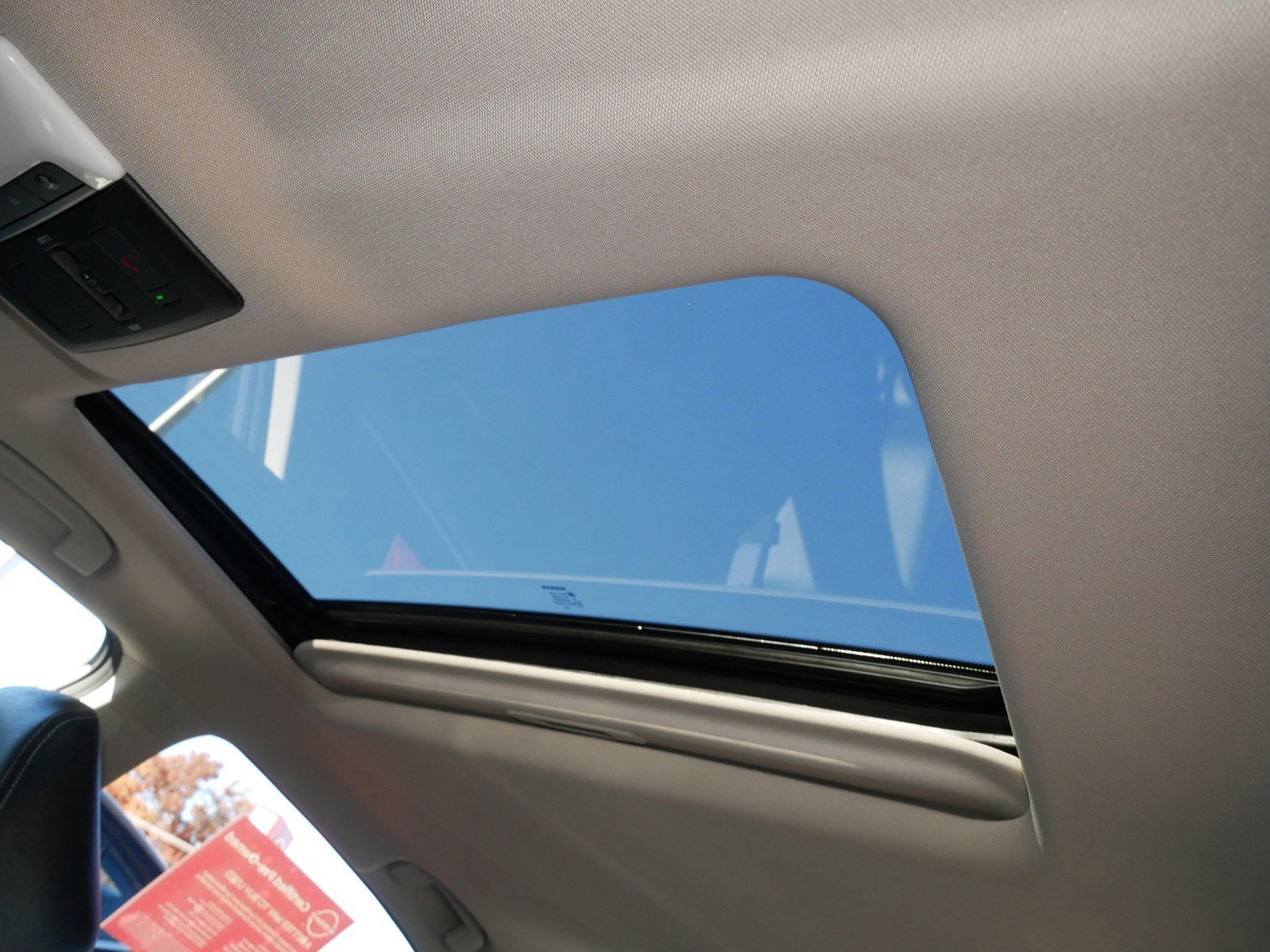 2023 Nissan Altima 2.5 SL Image 28 of 31