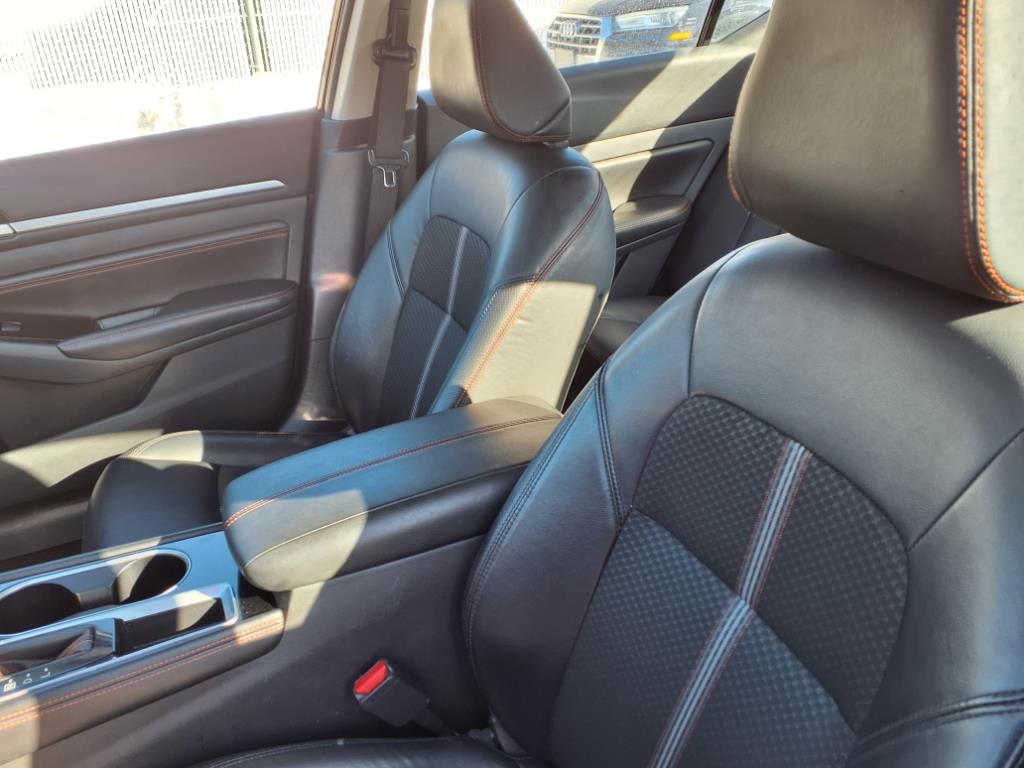 2023 Nissan Altima 2.5 SR Image 5 of 15