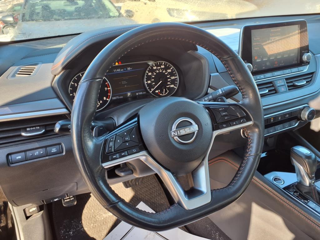 2023 Nissan Altima 2.5 SR Image 6 of 15
