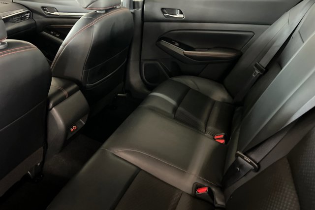 2023 Nissan Altima 2.5 SR Image 11 of 28