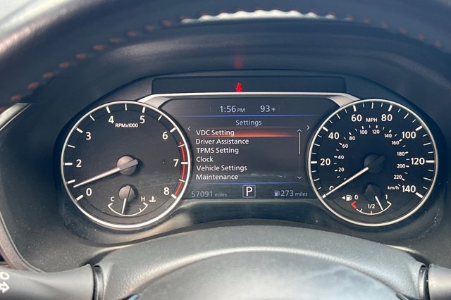 2023 Nissan Altima 2.5 SR Image 16 of 28