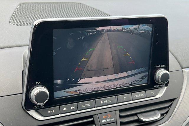 2023 Nissan Altima 2.5 SR Image 19 of 28