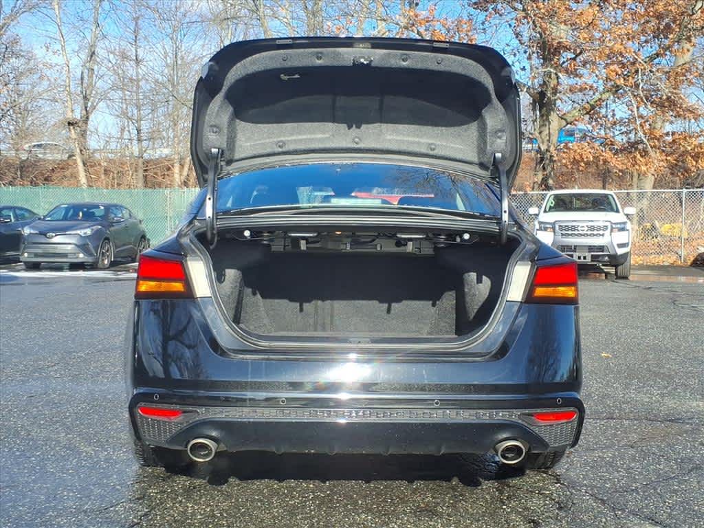 2023 Nissan Altima 2.5 SR Image 9 of 25