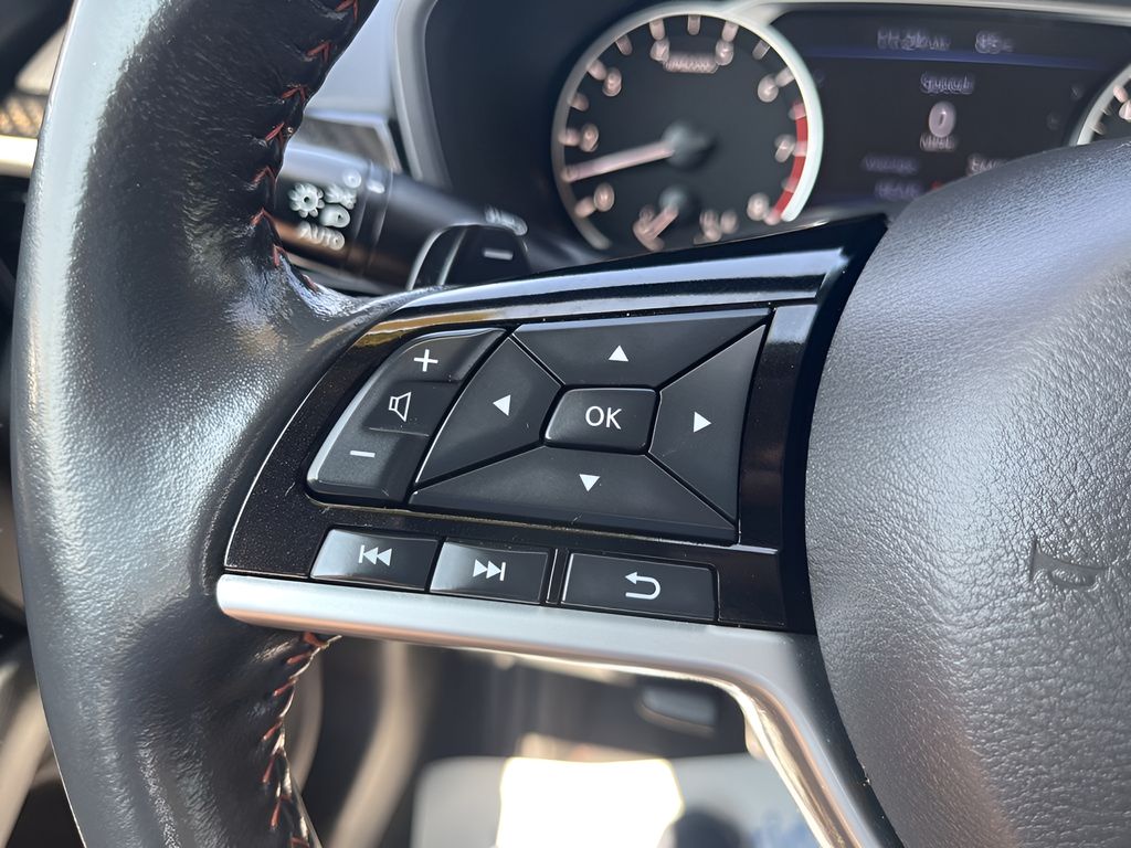 2023 Nissan Altima 2.5 SR Image 35 of 40