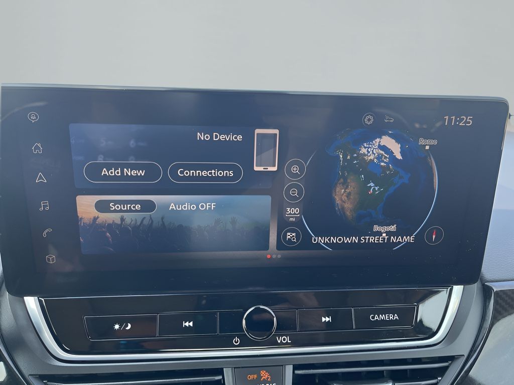 2023 Nissan Altima 2.5 SR Image 22 of 40