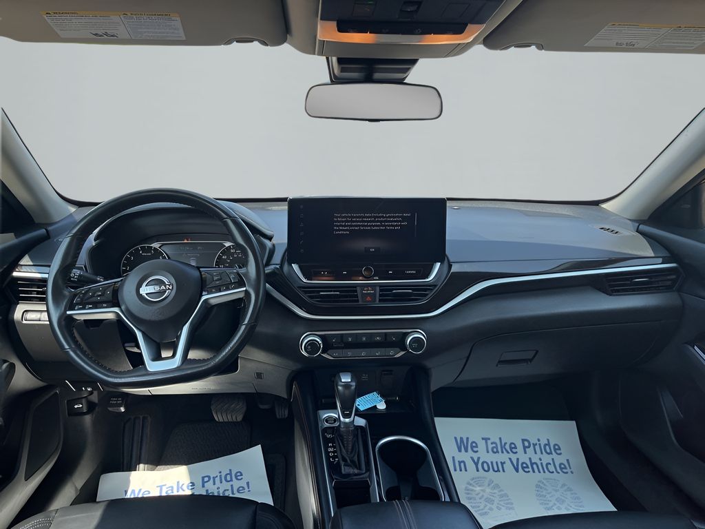 2023 Nissan Altima 2.5 SR Image 18 of 40