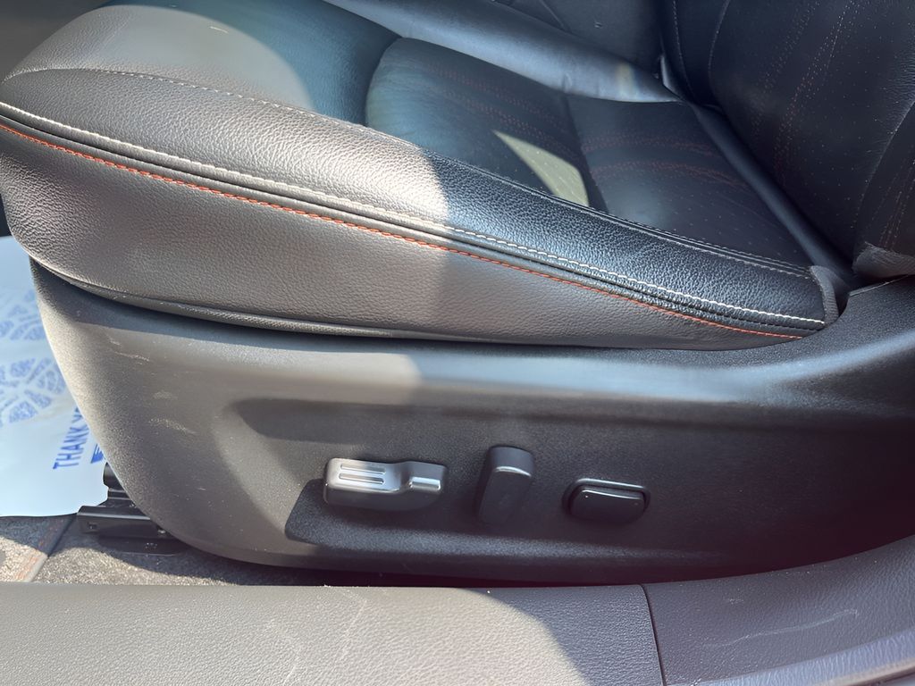 2023 Nissan Altima 2.5 SR Image 34 of 40