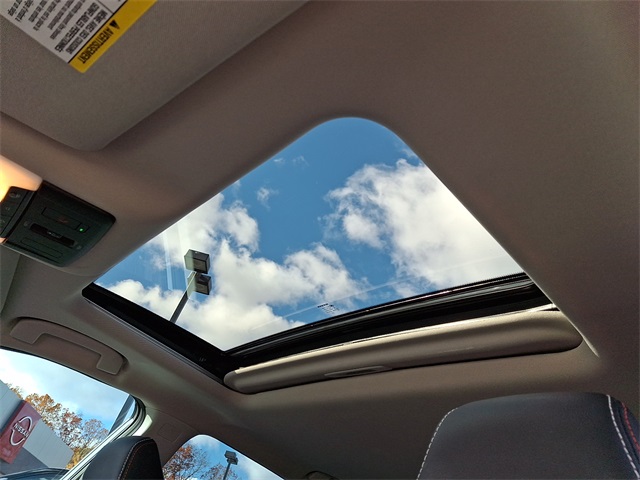 2023 Nissan Altima 2.5 SR Image 26 of 30