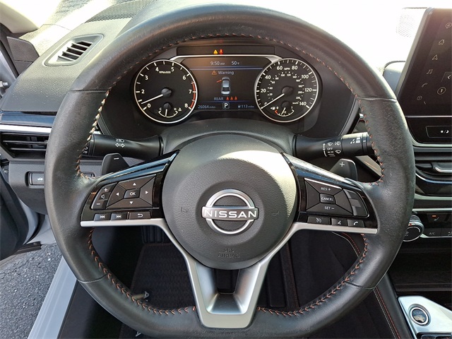 2023 Nissan Altima 2.5 SR Image 13 of 30