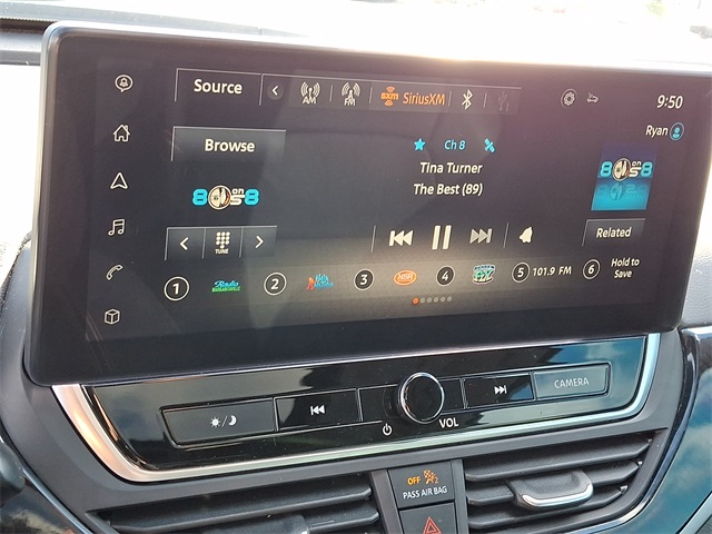 2023 Nissan Altima 2.5 SR Image 16 of 30