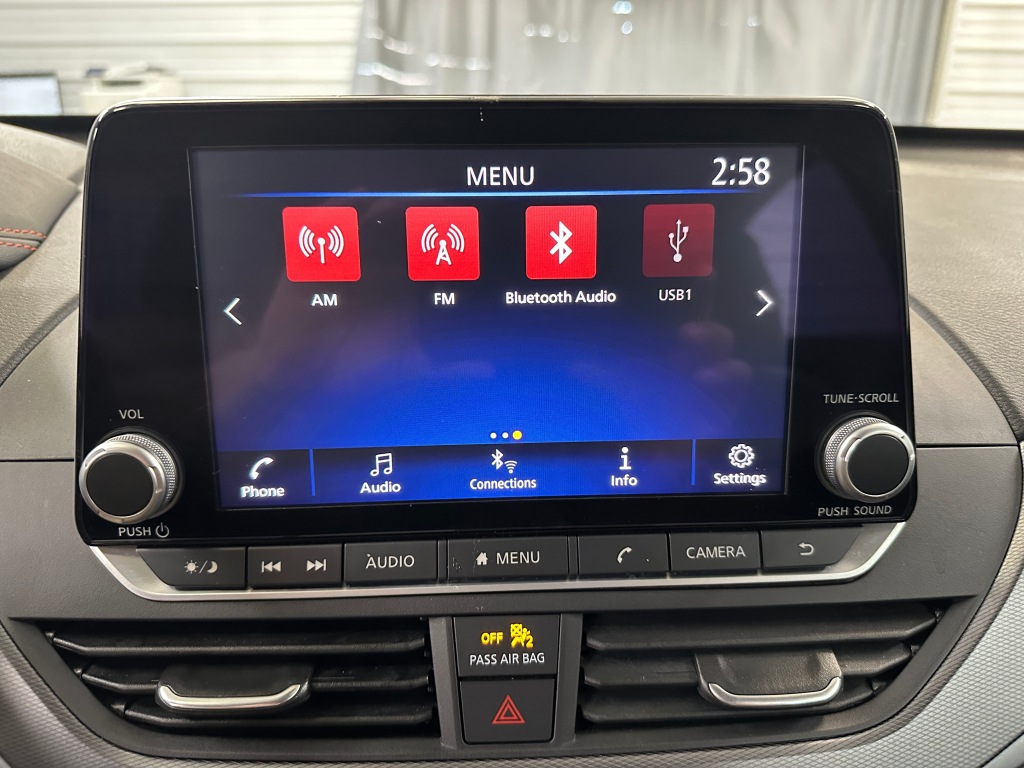 2023 Nissan Altima 2.5 SR Image 23 of 40