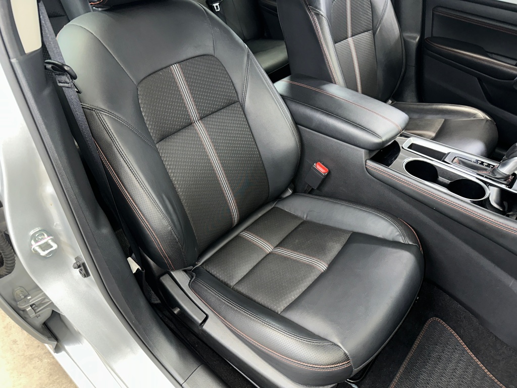 2023 Nissan Altima 2.5 SR Image 12 of 40