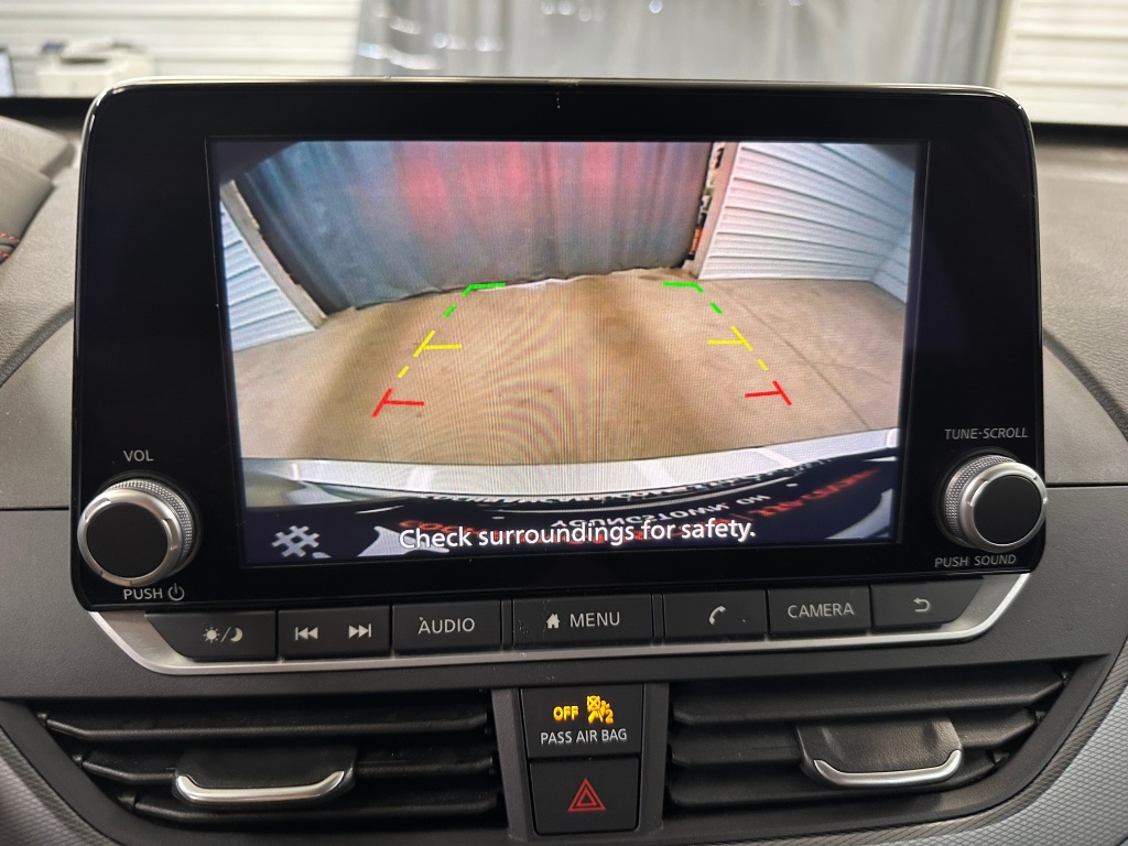 2023 Nissan Altima 2.5 SR Image 22 of 40