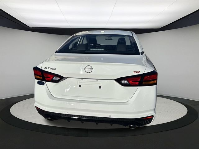 2023 Nissan Altima 2.5 SR Image 27 of 35