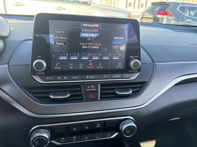 2023 Nissan Altima 2.5 SR Image 18 of 35