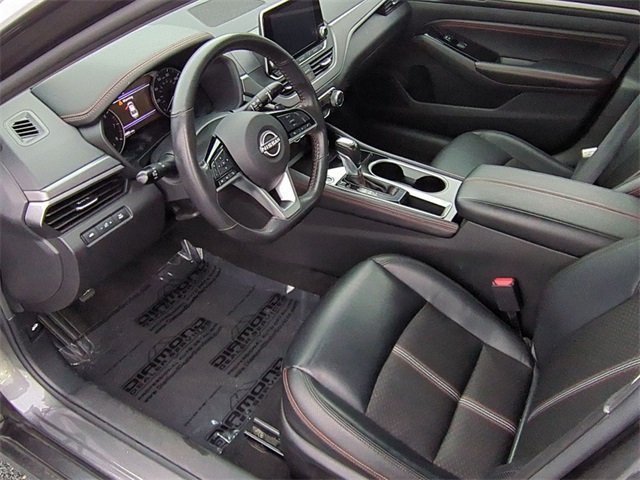 2023 Nissan Altima 2.5 SR Image 18 of 23