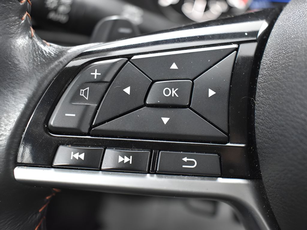 2023 Nissan Altima 2.5 SR Image 43 of 44