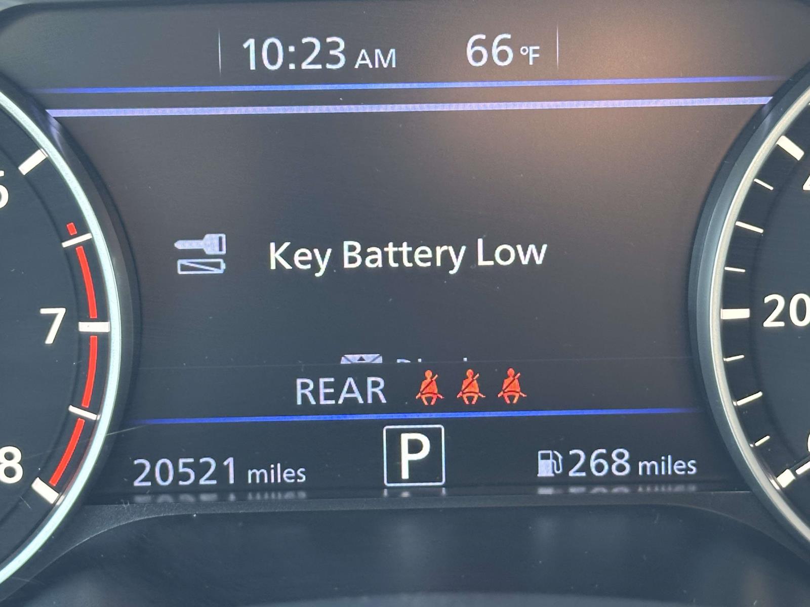 2023 Nissan Altima 2.5 SR Image 12 of 30