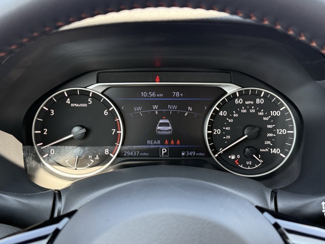 Vehicle image 22 of 39